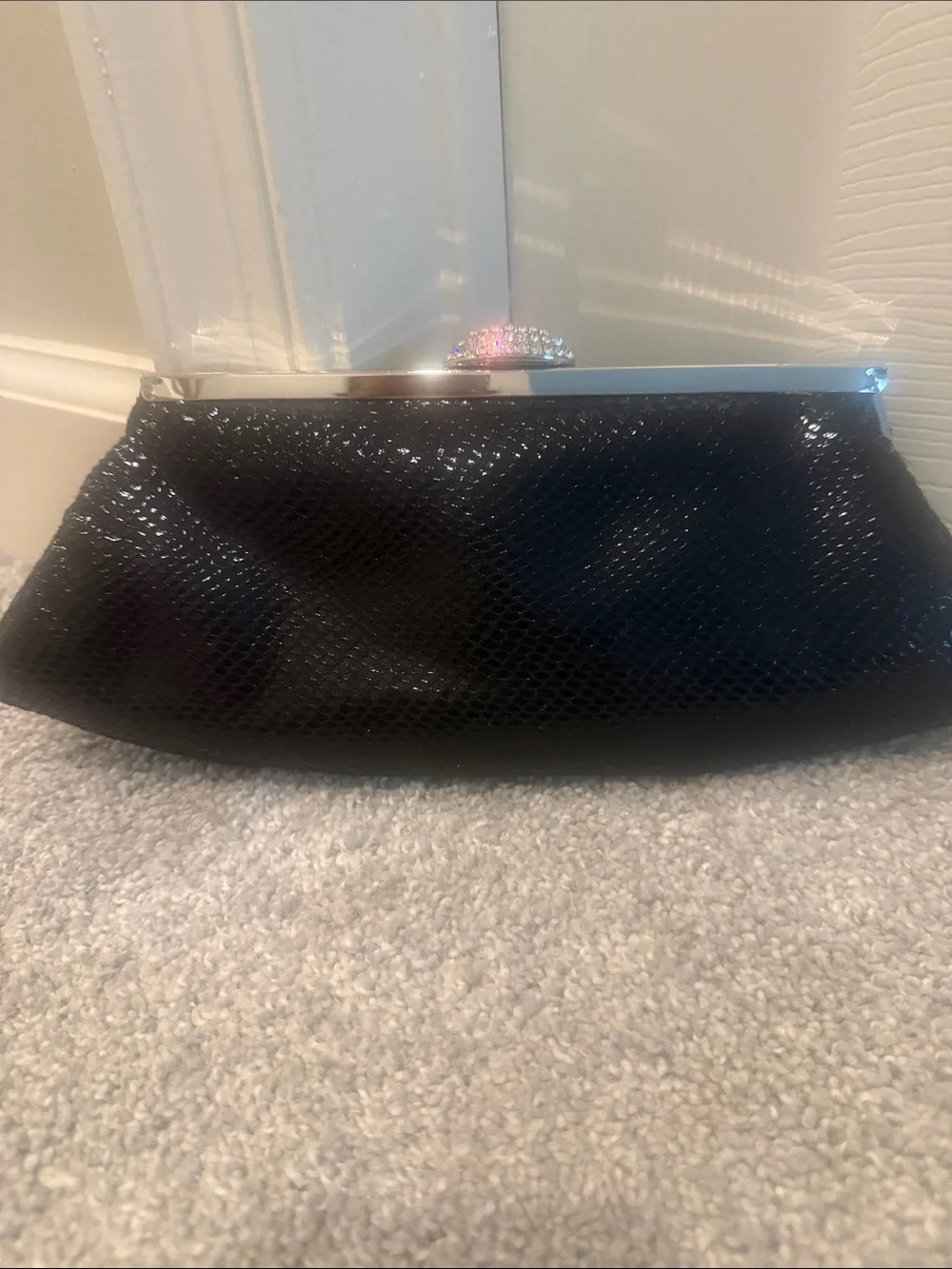 Elegant Black Evening Clutch with Crystal Frame